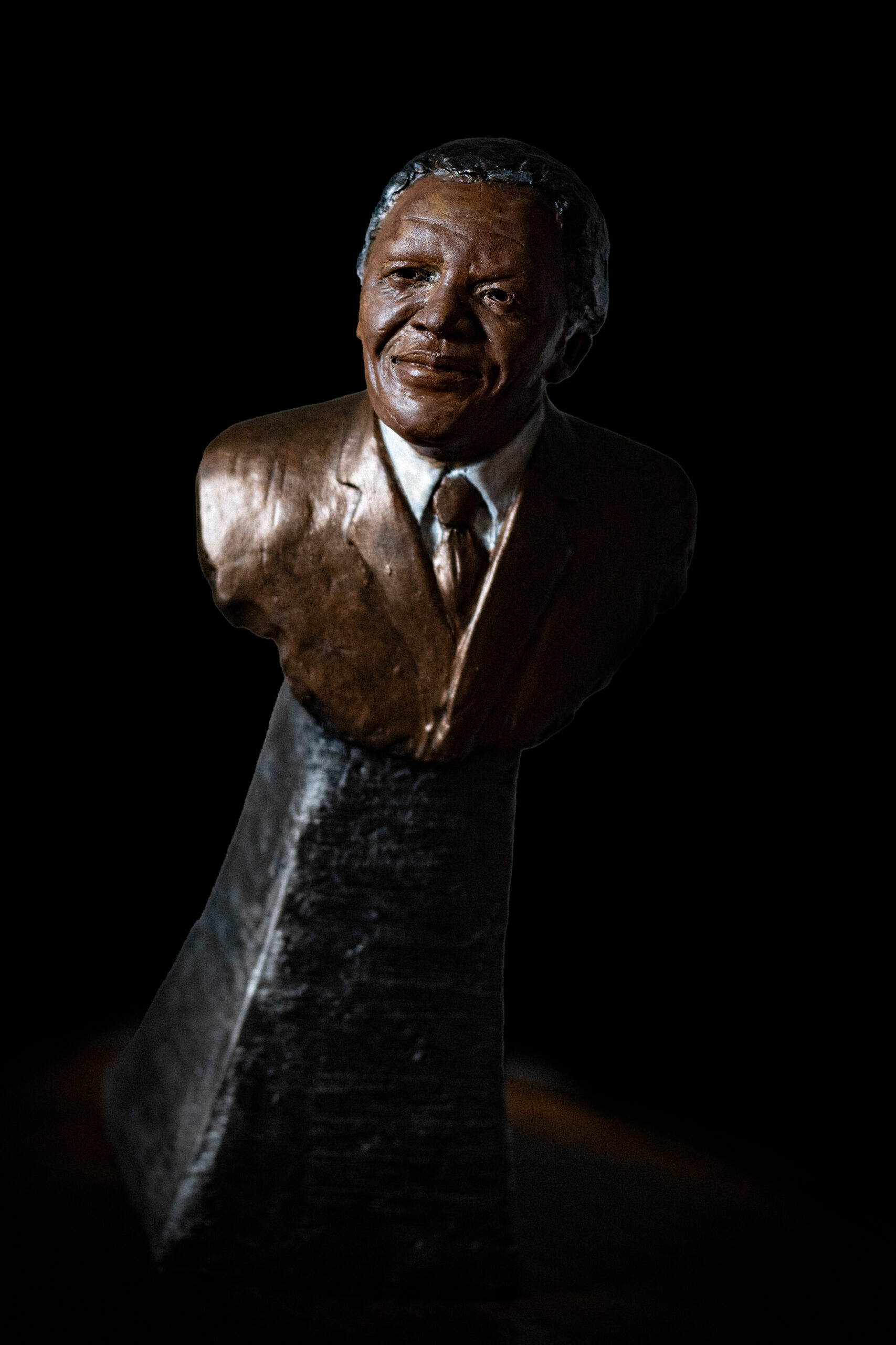 Madiba award statue